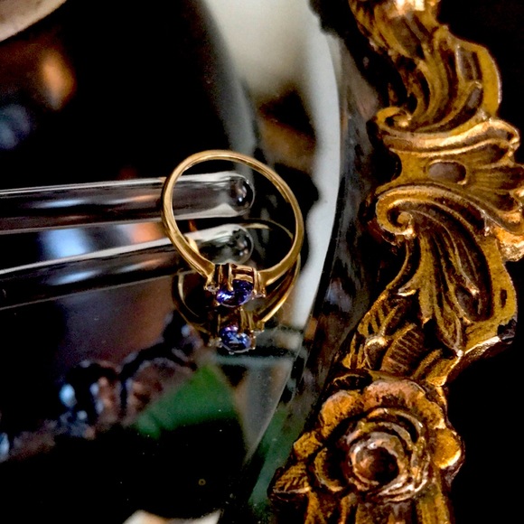 14K Yellow Gold Oval Tanzanite Ring Size 6.5 - Picture 1 of 11